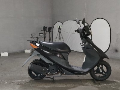 Suzuki ADDRESS V50