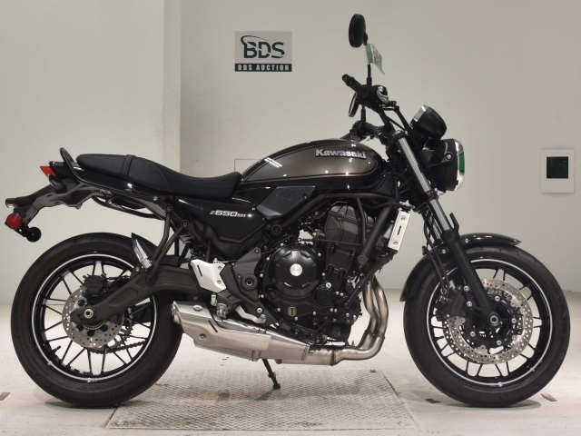 Kawasaki Z650RS 2023