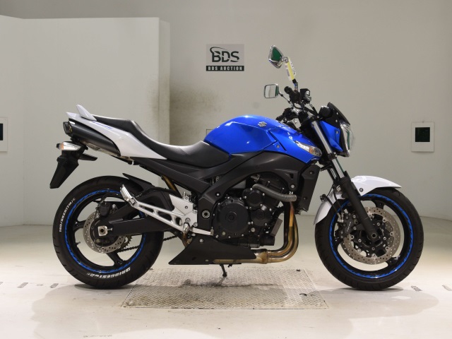 Suzuki GSR400A 2015