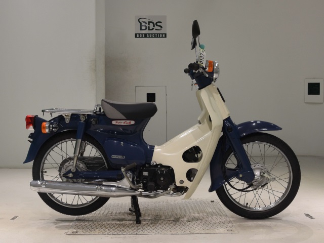 Honda C50 2008
