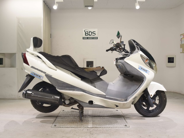 Suzuki SKYWAVE 250S
