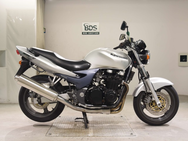 Kawasaki ZR-7 2001