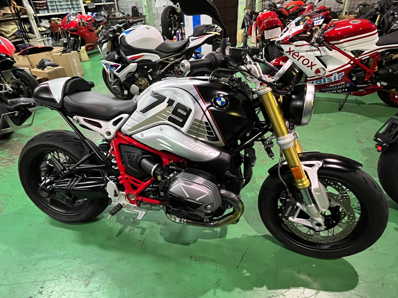 BMW R NINE T 2023