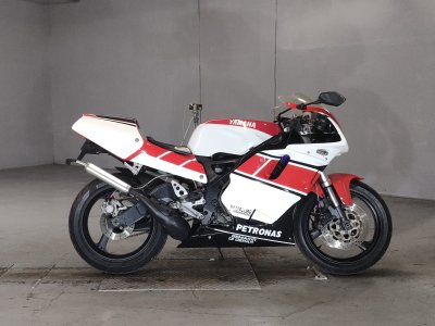 Yamaha TZR250R