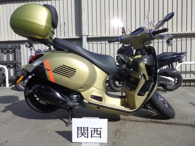 Vespa GTS300 SUPER 2023