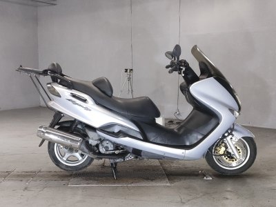 Yamaha MAJESTY 125