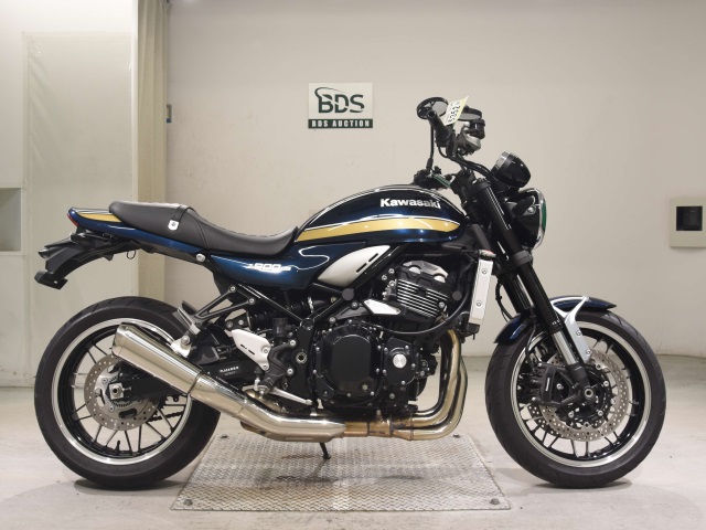 Kawasaki Z900RS 2022