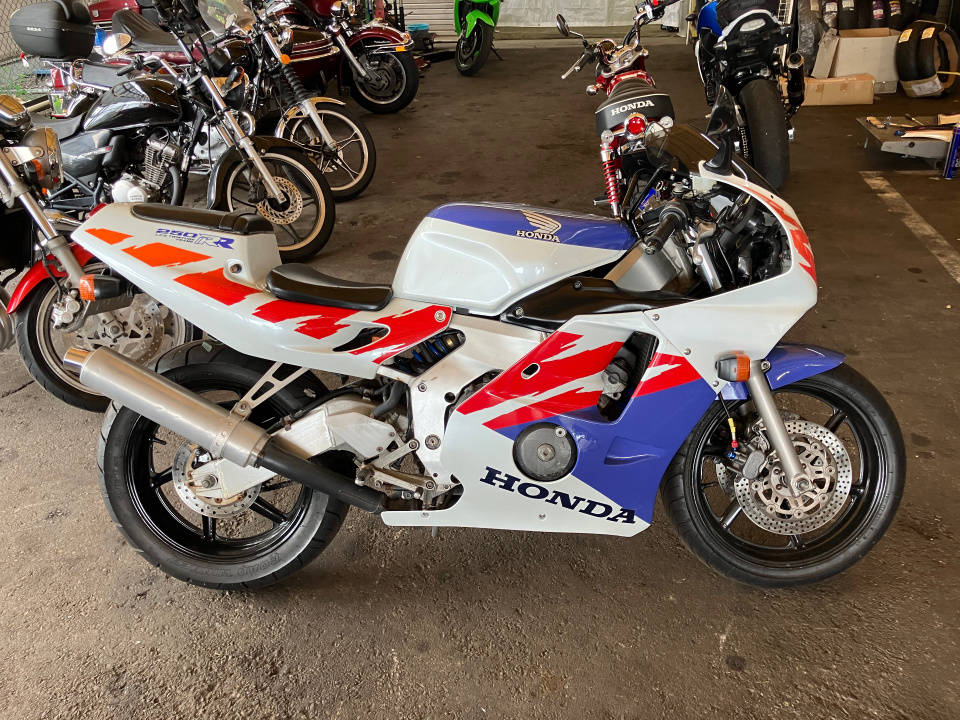 Honda CBR250RR 1990