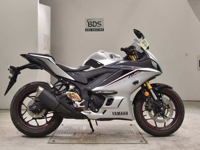 Yamaha YZF-R25A 2020
