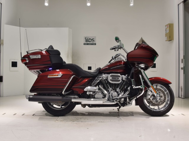 HD ROAD GLIDE FLTRUSE1800 2015