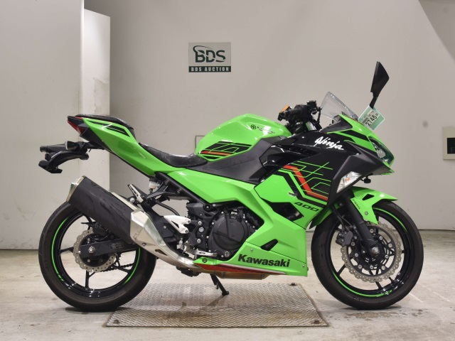 Kawasaki NINJA400 2023