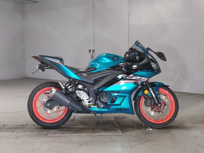 Yamaha YZF-R25 2021