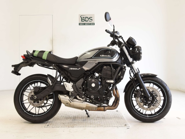 Kawasaki Z650RS 2022