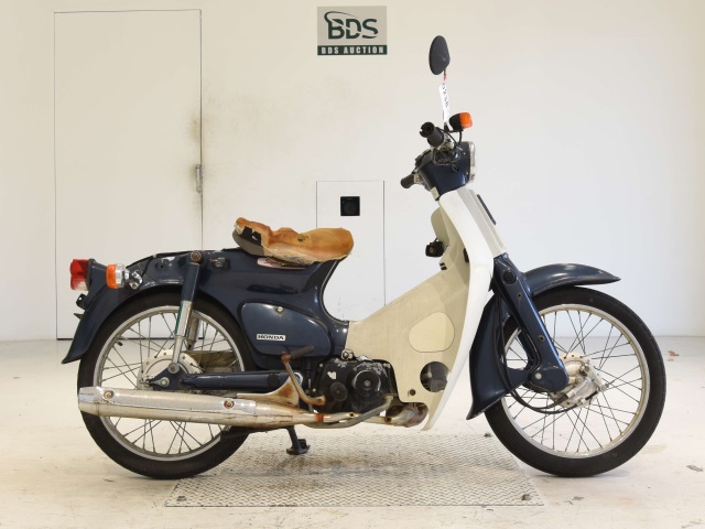 Honda C50 2008