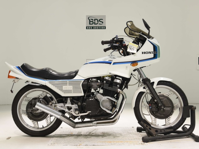 Honda CBX550F INTEGRA 2021