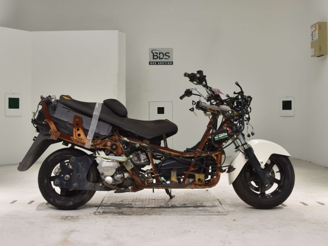 Suzuki SKYWAVE 400K 2005