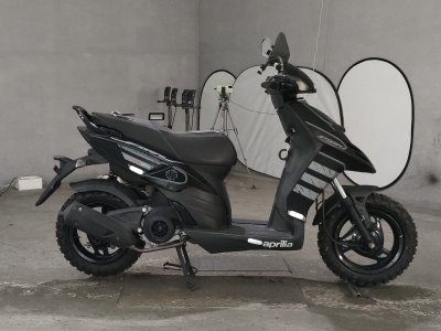 Aprilia sr125 storm 2000