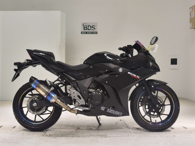 Suzuki GSX250R
