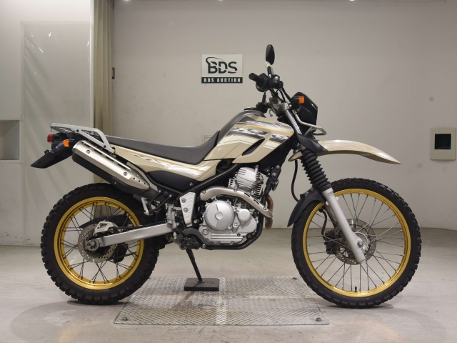 Yamaha SEROW XT250 2014