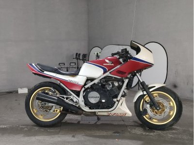 Honda VF750F 1983