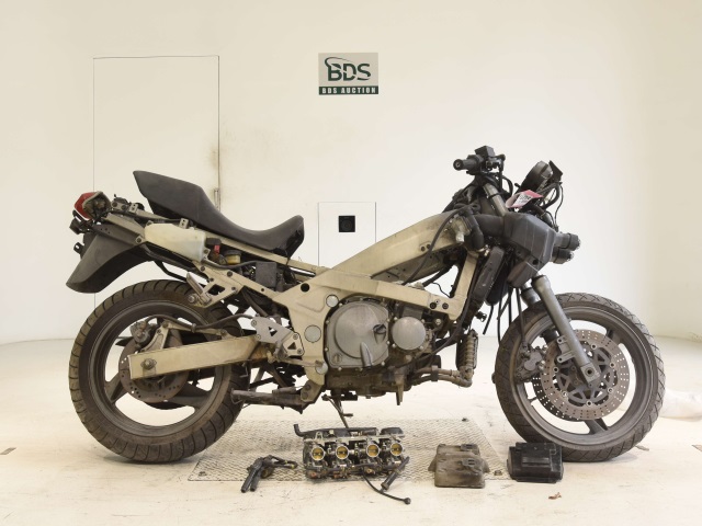 Kawasaki ZZ-R600 1993