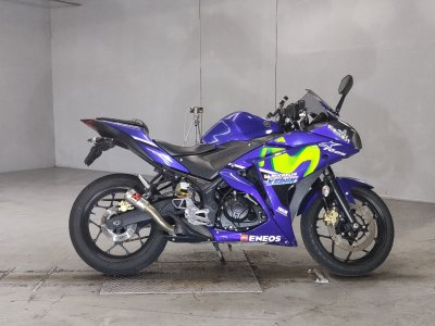 Yamaha YZF-R25 2017