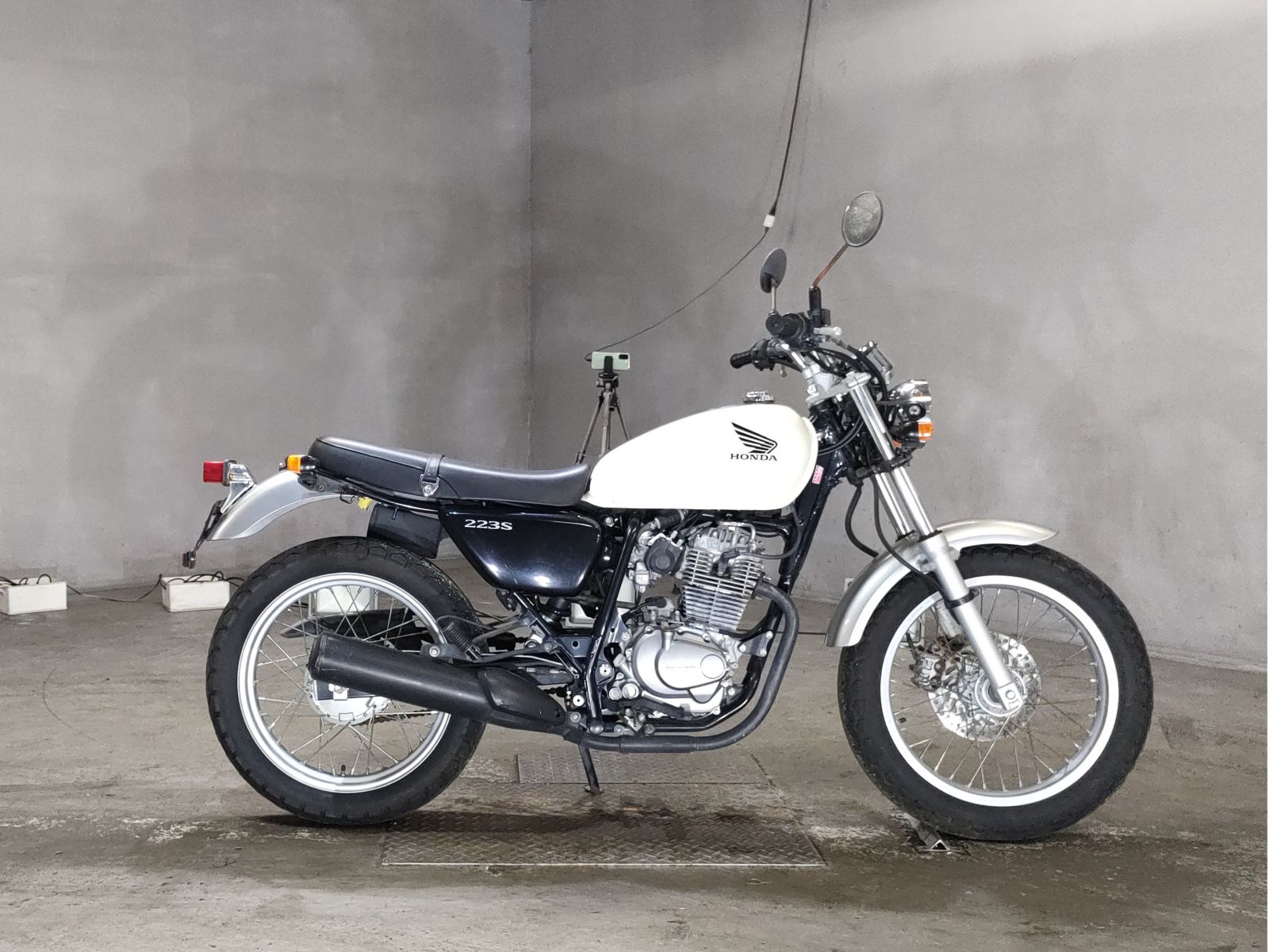 Honda CB223S 2008
