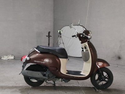 Honda GIORNO 2011
