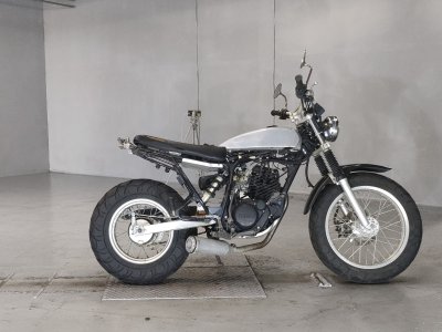 Yamaha TW200