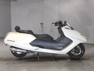 Yamaha MAGZAM 2005