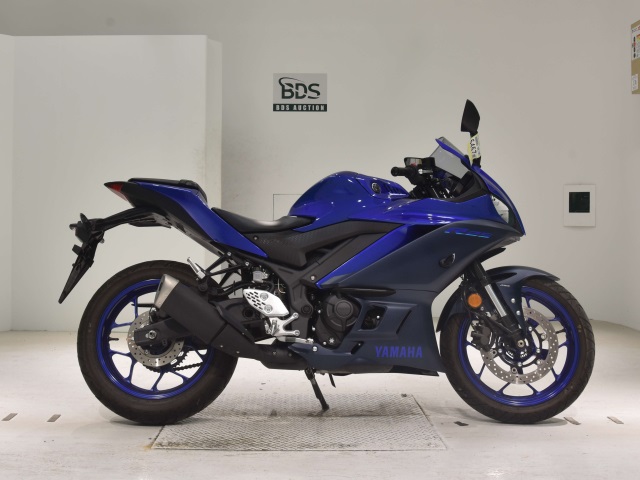 Yamaha YZF-R25A 2022