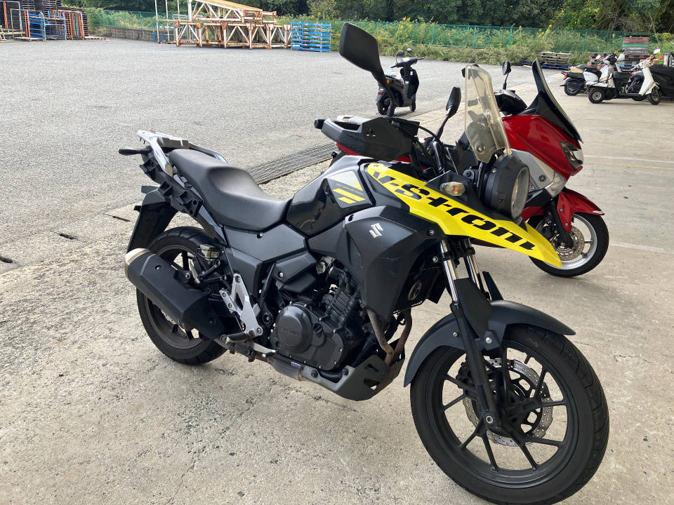 Suzuki V-STROM DL250