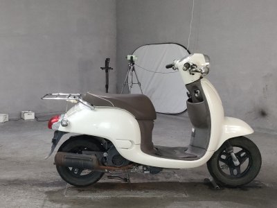 Honda GIORNO 2011