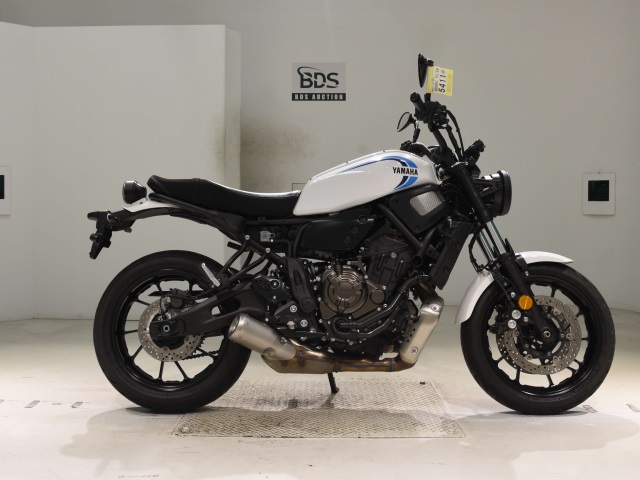 Yamaha XSR700 2023