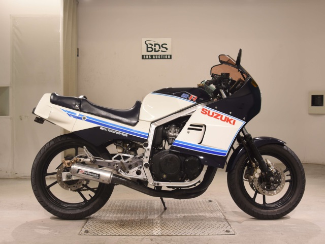 Suzuki GSX-R400 1984