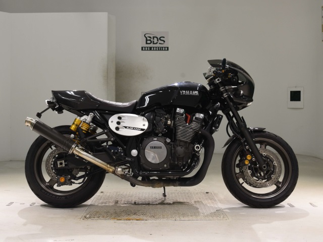 Yamaha XJR1300C 2016