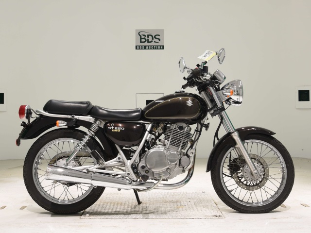Suzuki ST250E 2013