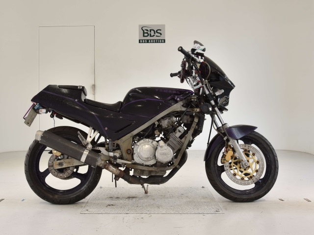 Yamaha FZR250 1988
