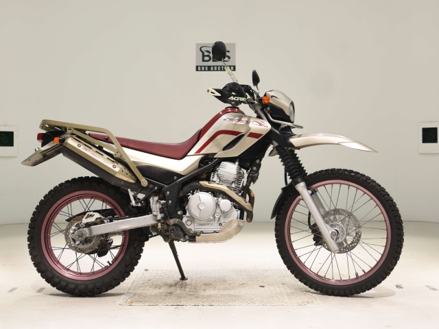 Yamaha SEROW XT250 2005