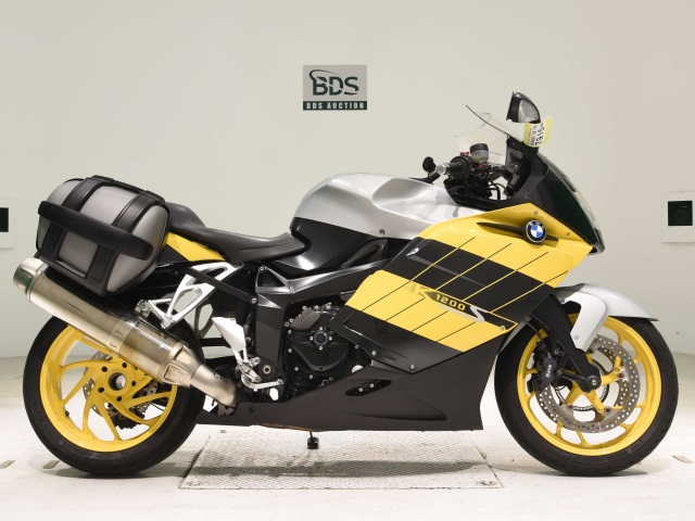 BMW K1200S 2005