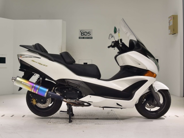 Honda SILVERWING600GTA 2016