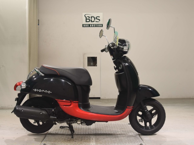 Honda GIORNO 2012
