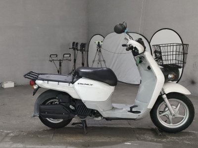 Honda CC50 CROSSCUB 2016