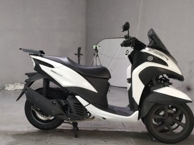 Yamaha TRICITY 125
