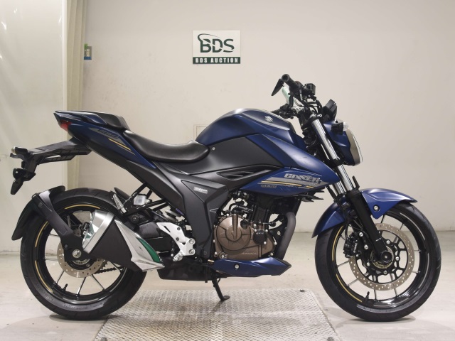 Suzuki GIXXER250