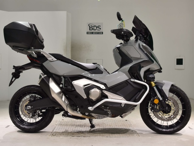 Honda X-ADV750 2023