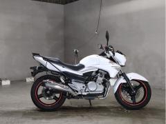 Suzuki GSR250