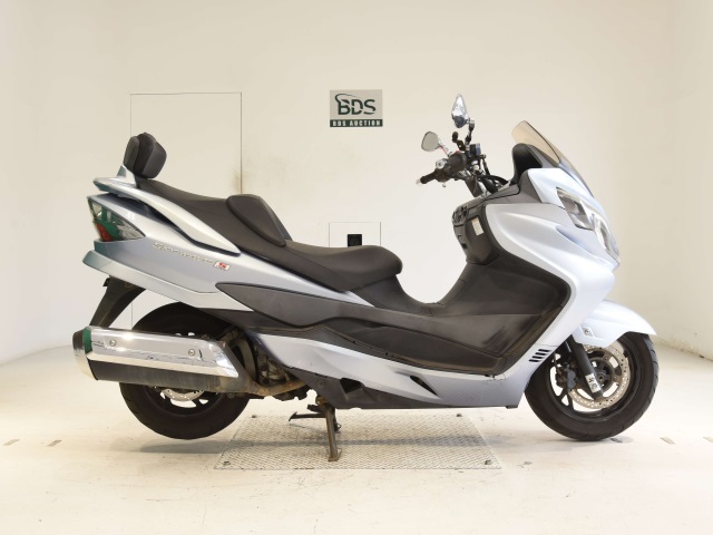 Suzuki SKYWAVE 400