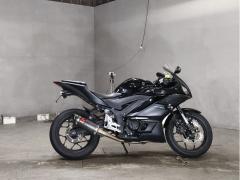 Yamaha YZF-R25 2021