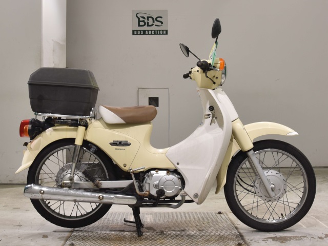 Honda C110 2011